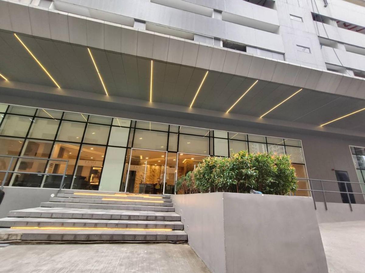 Penthouse Studio At Fame Residence 41St Floor, Shangrila-Megamall Manila Luaran gambar