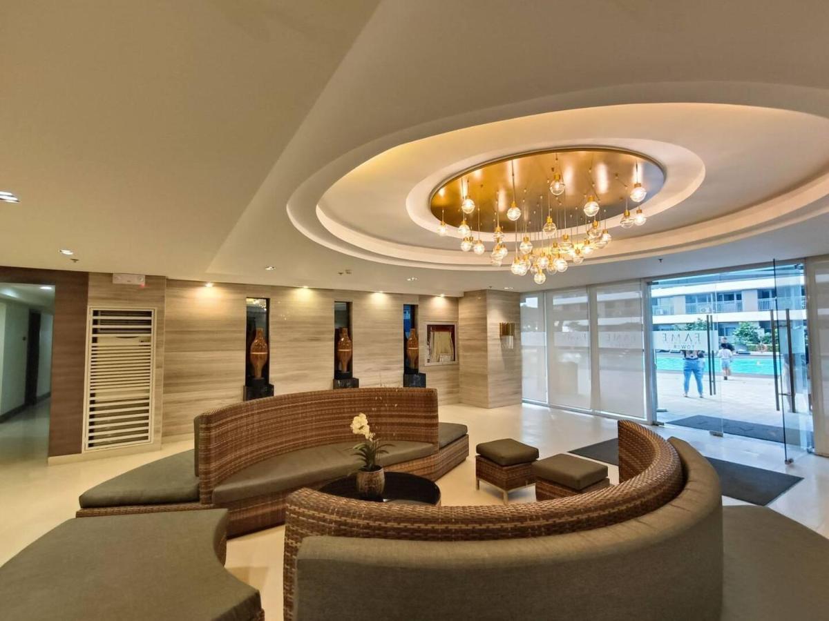 Penthouse Studio At Fame Residence 41St Floor, Shangrila-Megamall Manila Luaran gambar