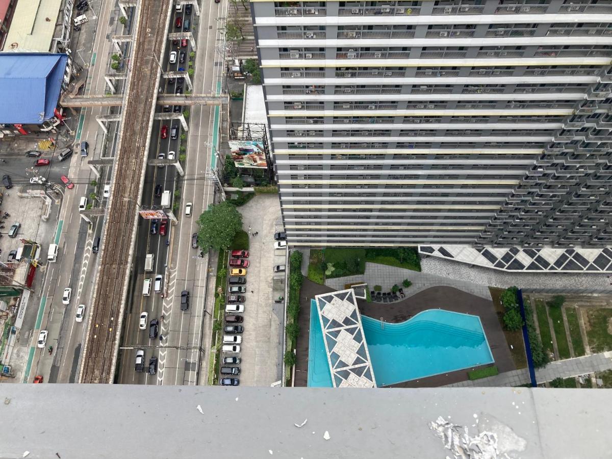 Penthouse Studio At Fame Residence 41St Floor, Shangrila-Megamall Manila Luaran gambar