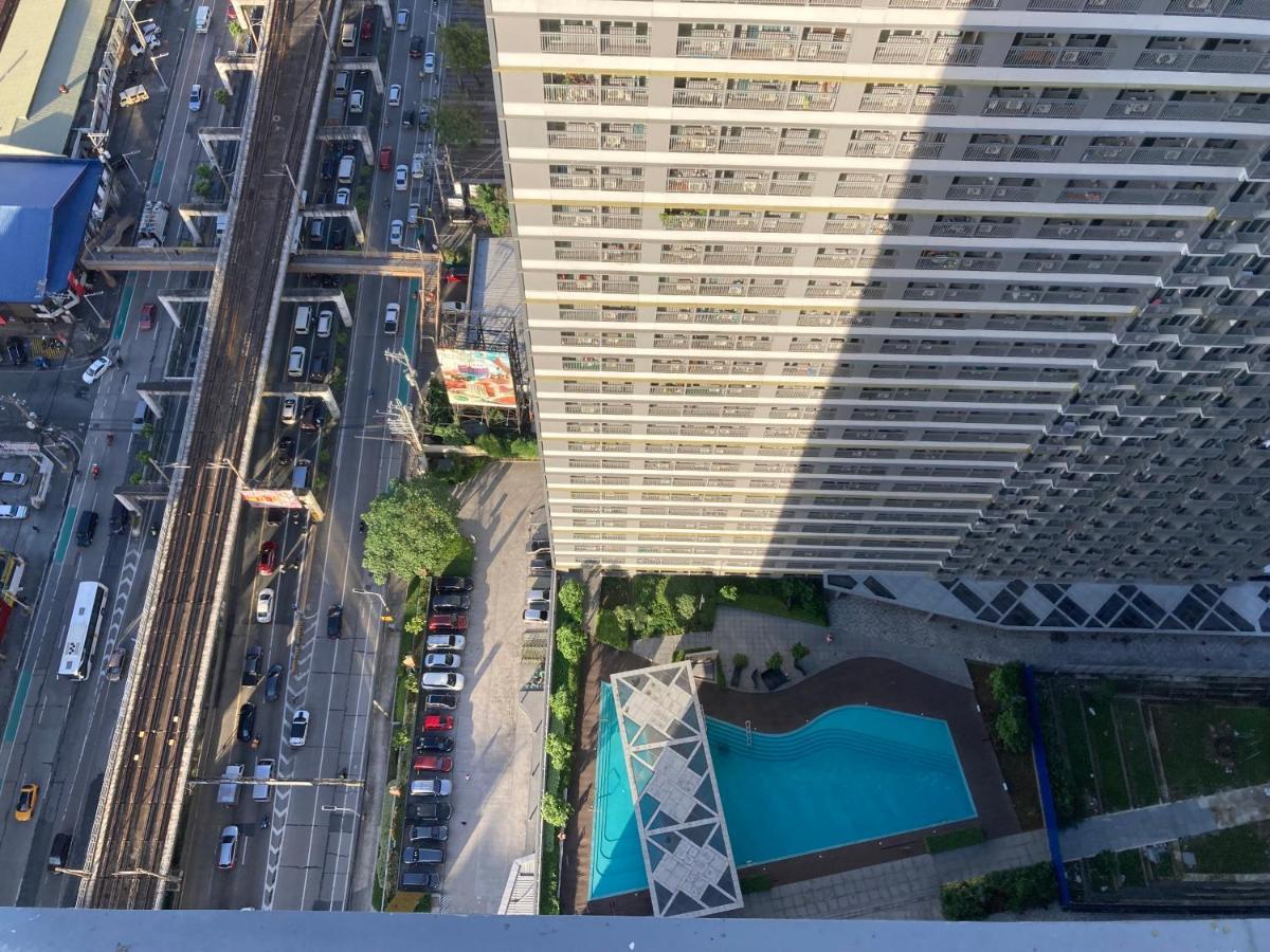 Penthouse Studio At Fame Residence 41St Floor, Shangrila-Megamall Manila Luaran gambar